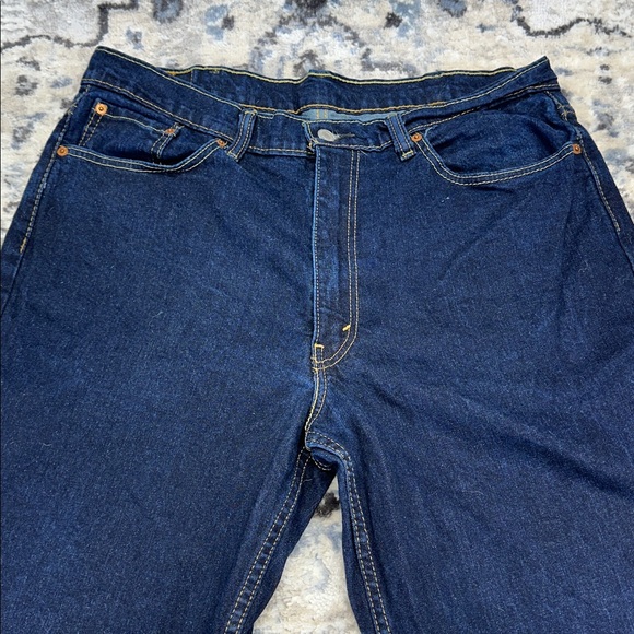 Levi’s 550 Relaxed Fit Men’s Jeans Dark Wash W38 L34 Made in Egypt - Picture 2 of 6